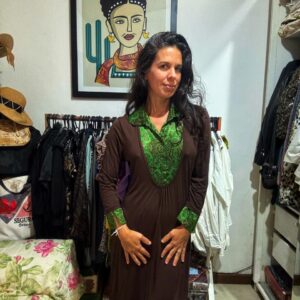 Vestido de Manga Comprida Marrom e Verde – Licole – tam P