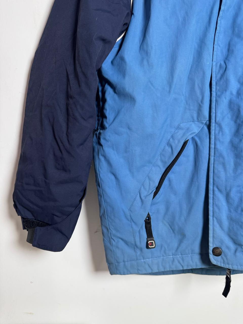 Casaco azul e preto bolsos internos pra frio – tam 38/40 - Imagem 7