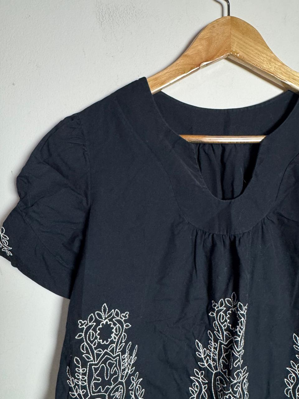 Blusa Feminina Azul Marinho Bordada Mangas Bufantes – tam 38 - Imagem 3