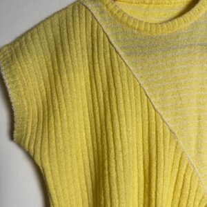 Blusa Amarela de Linha com Design Diagonal – tam U