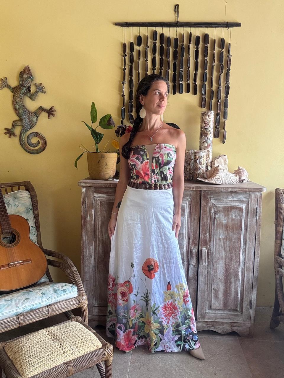 Vestido Longo Tomara que Caia Branco com Estampa Floral – tam P
