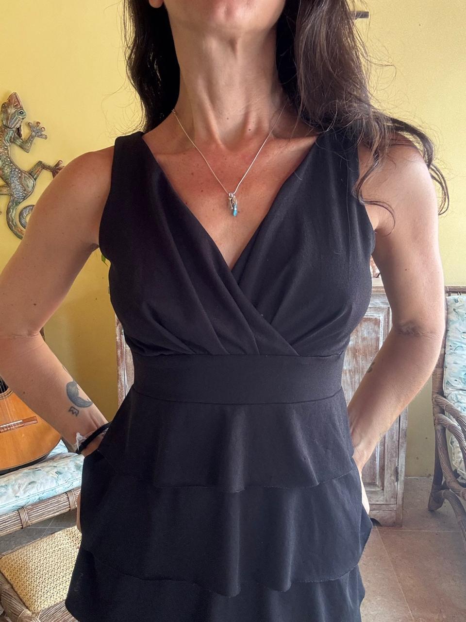 Vestido preto de babados – tam P - Imagem 3