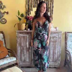 Macacão Pantacourt Estampado Tropical – tam M