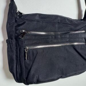 Bolsa Transversal Preta com Múltiplos Bolsos – tam G