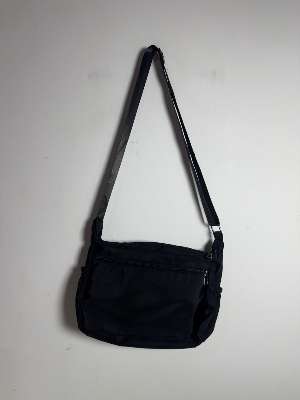 Bolsa Transversal Preta com Múltiplos Bolsos – tam G - Imagem 5