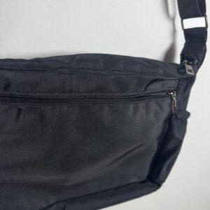 Bolsa Transversal Preta com Múltiplos Bolsos – tam G