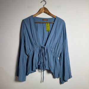 Camisa / Bata Azul Claro Decote V Manga Comprida – Pump – tam GG
