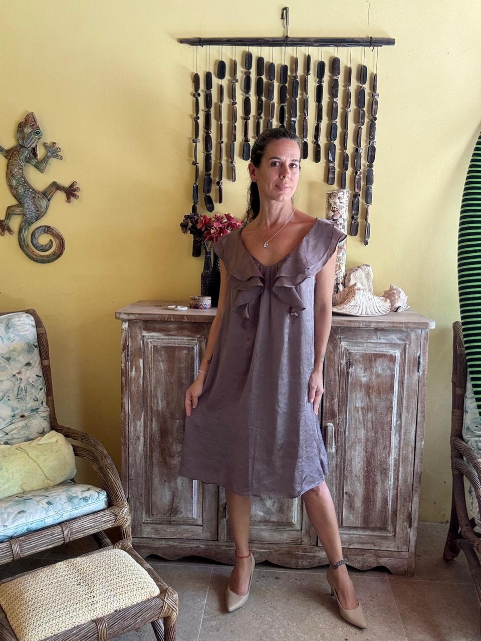 Vestido com Babados Cinza Cobreado – Sarttore – tam 40