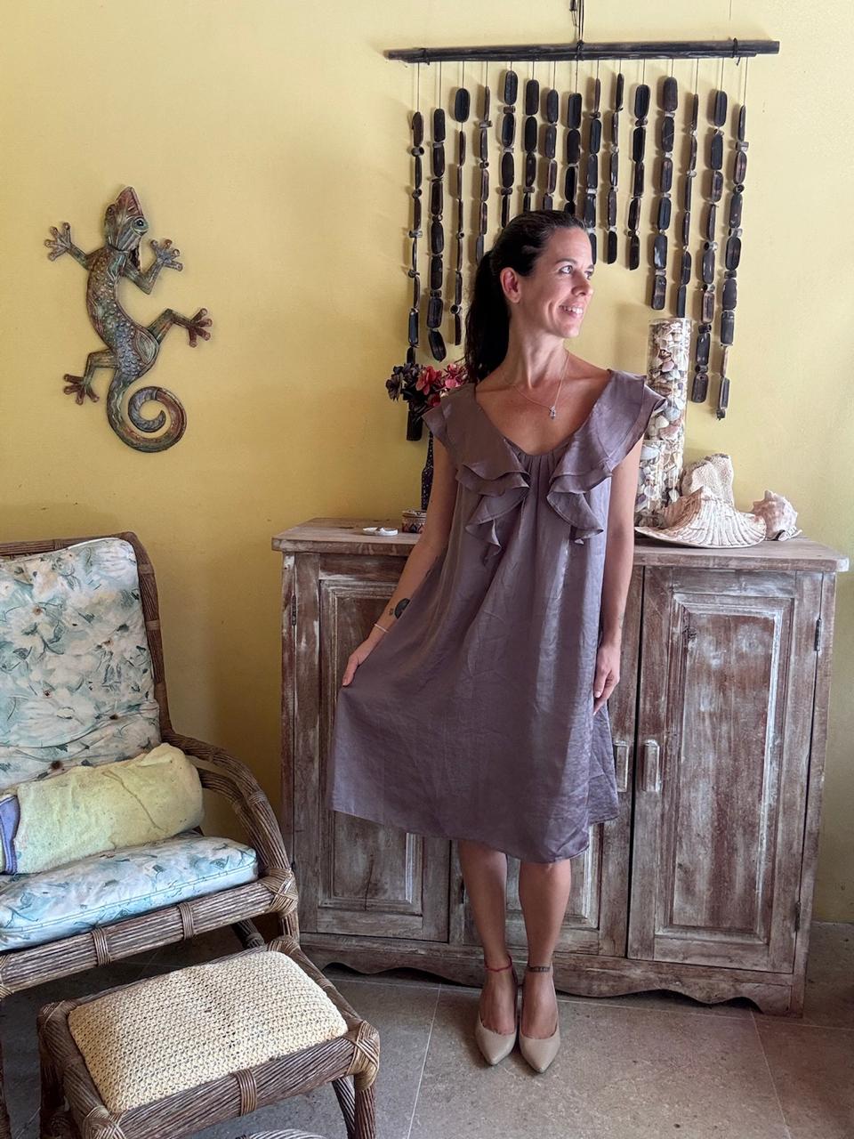 Vestido com Babados Cinza Cobreado – Sarttore – tam 40 - Imagem 4