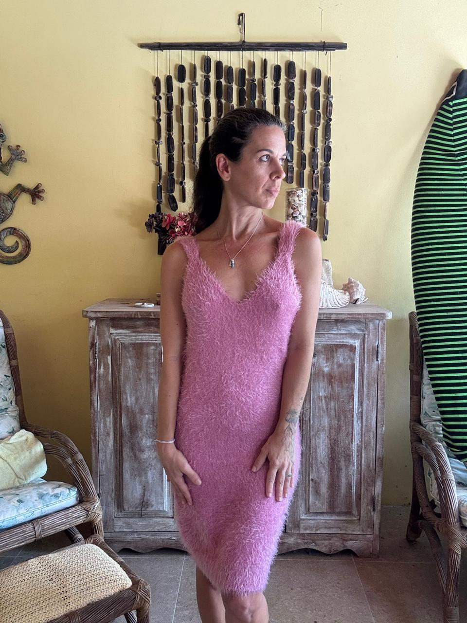 Vestido Rosa de Pelinhos – tam G