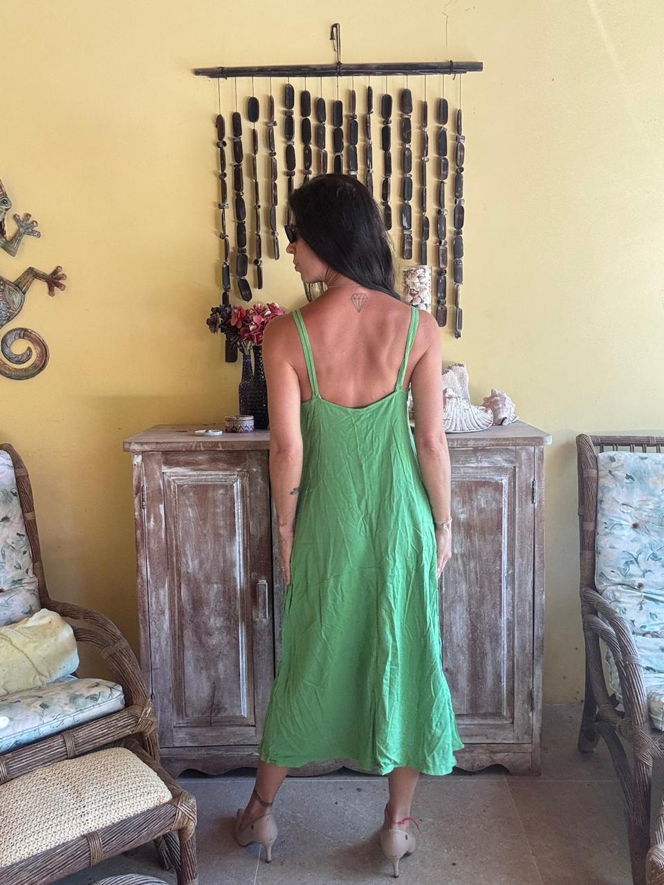 Vestido Verde Decote V – tam 38 - Imagem 2