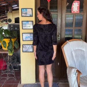 Vestido Preto com Estampa Paisley e Manga Comprida – tam P