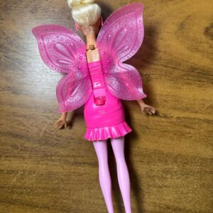Boneca Barbie Fada com Asas Cor de Rosa – Mattel – tam U