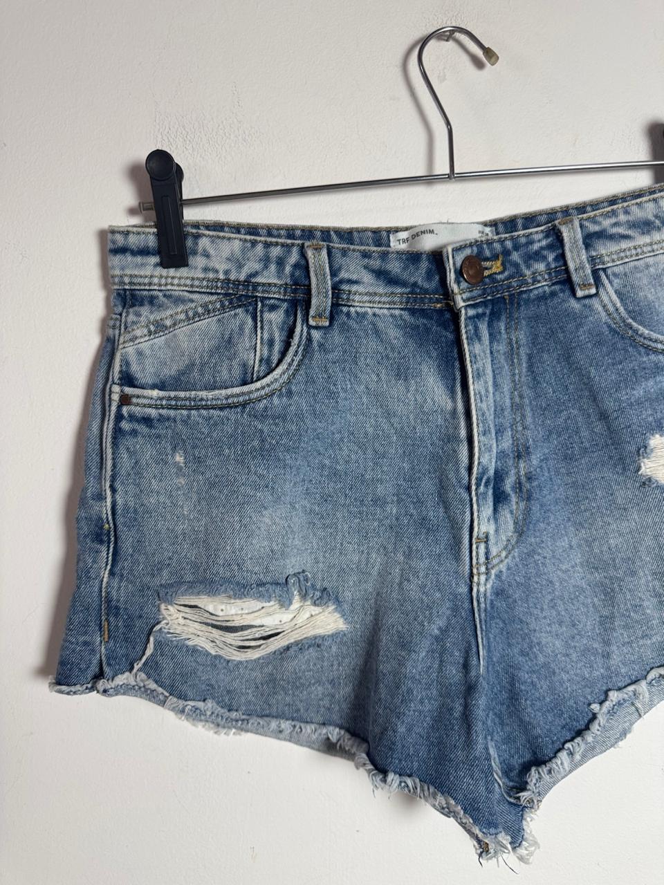Short Jeans Destroyed – Zara – tam 38 - Imagem 3