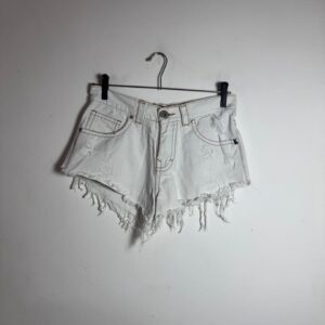Short Jeans Branco Desfiado – Io – tam 38