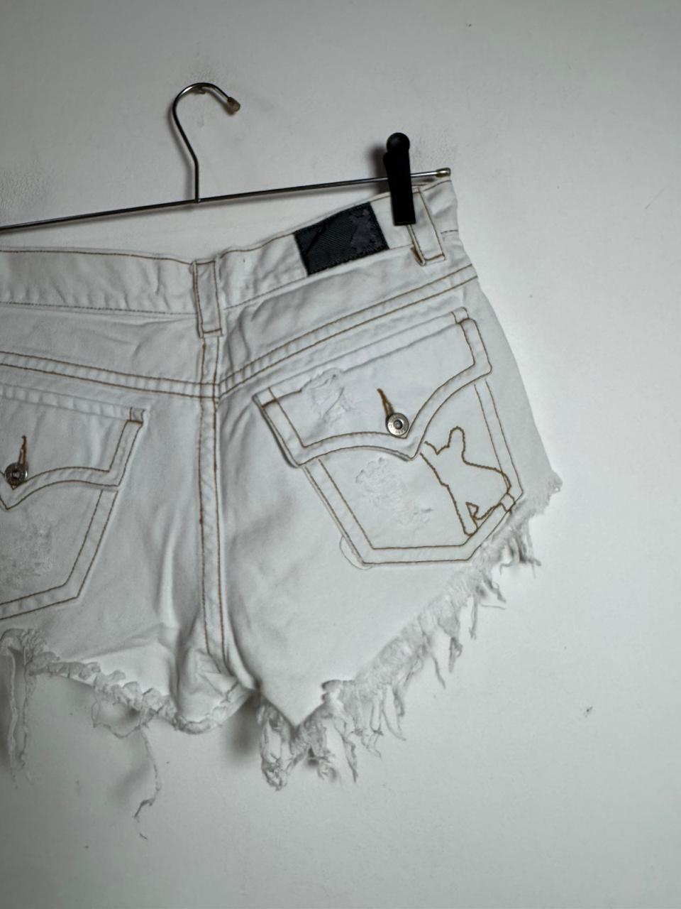 Short Jeans Branco Desfiado – Io – tam 38 - Imagem 4