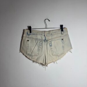 Short Jeans Lavagem Clara Desfiado – tam 38