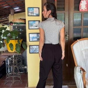 Cropped Gola Alta Curta Cinza – Anne Bella – tam P