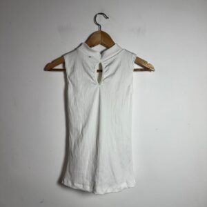 Blusa Branca Canelada Gola Alta com Abertura Costas – Anne Bella – tam P