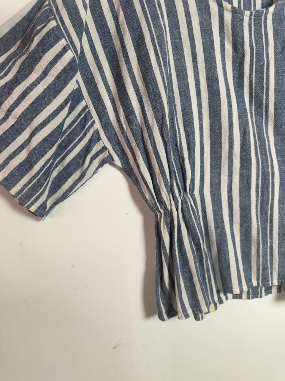 Blusa Listrada Azul e Branca – tam M - Imagem 4