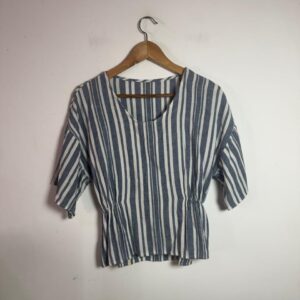 Blusa Listrada Azul e Branca – tam M