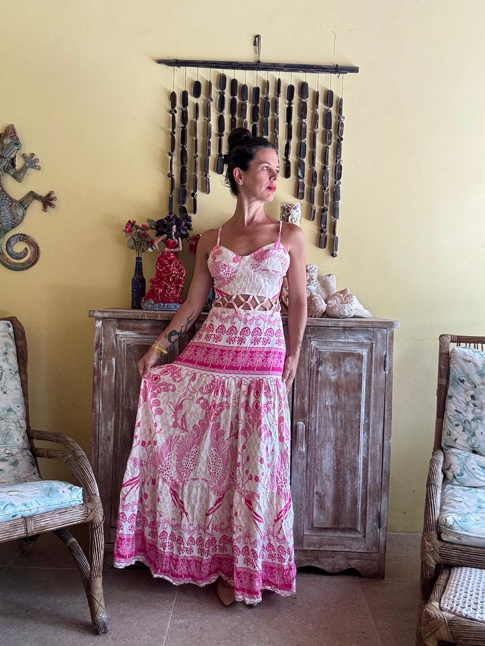 Vestido Longo Estampado Rosa Cut-out Bojo – Sumaicy – tam M